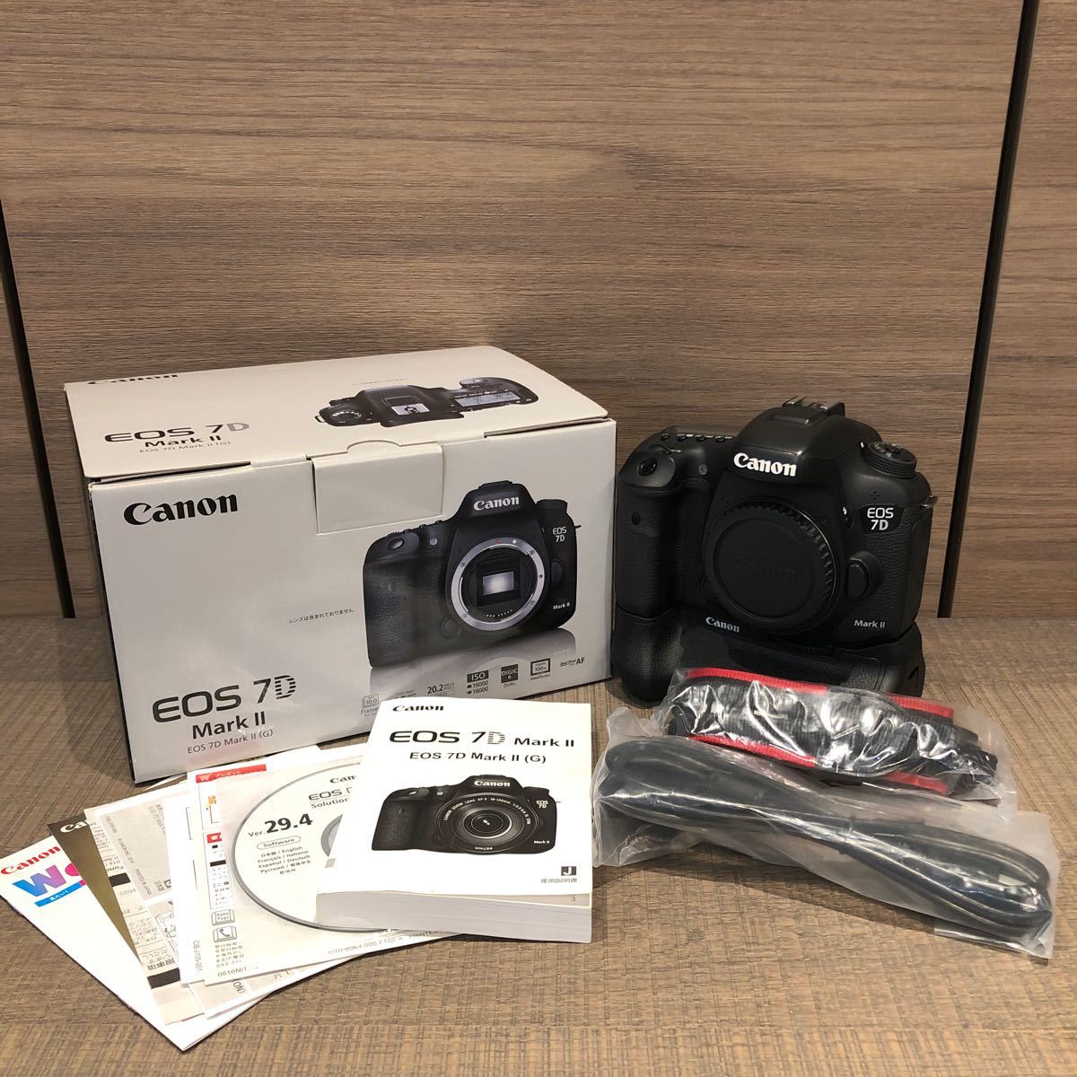 canon 7D Mark2 バッテリーグリップ付 値下げしました