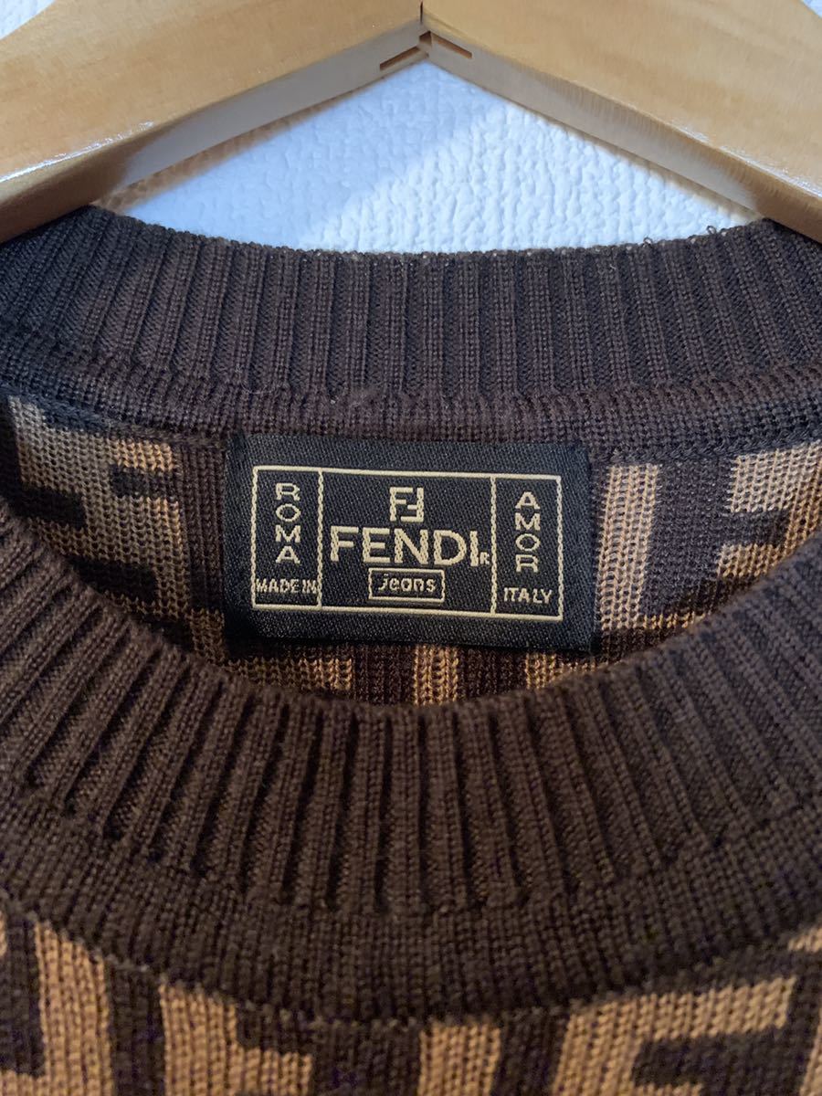 フェンディ FENDI 半袖ニットセーターカーディガン セット