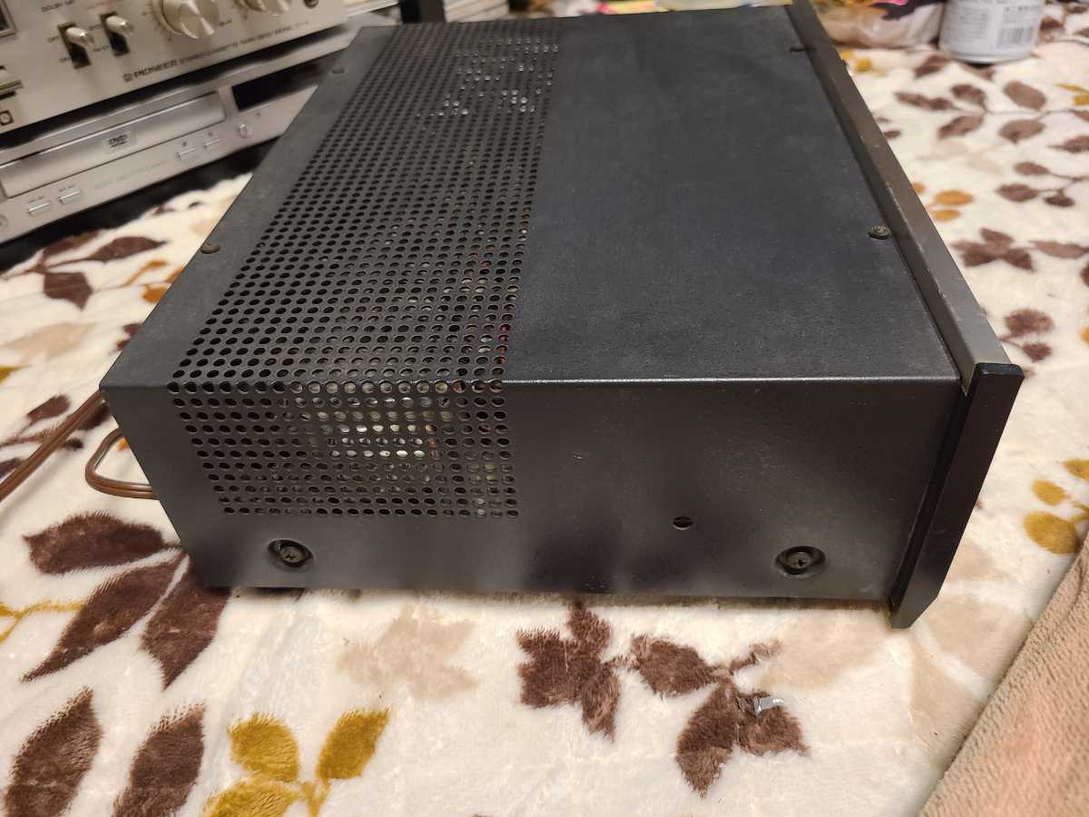 【ジャンク品】TRIO トリオ ステレオチューナー KT-2001 ATC2000シリーズのFM/AMチューナ-ビンテージ ジャンク 中古 　　　動作品 _画像5