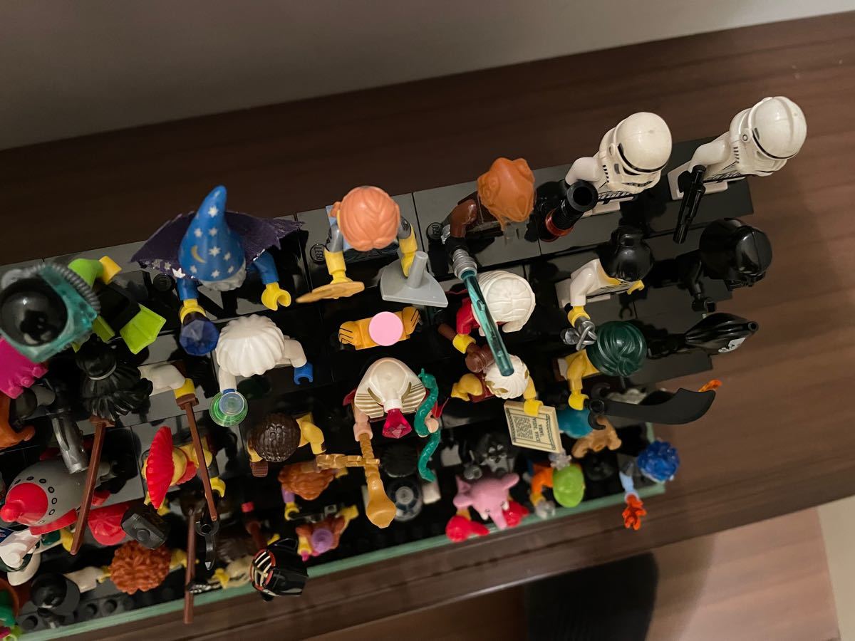 LEGOミニフィグセット60体LEGO正規品カスタムケース付きLEGOブロックをふんだんに使い階段を作りました他にもLEGO出品中