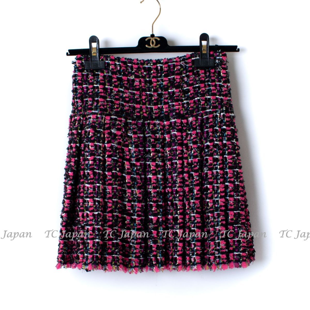 無料発送 新品同様 CHANEL シャネル ピンク・ブラック・ツイード・プリーツ・スカート F36 人気アイテム スーツ(ミニスカート)