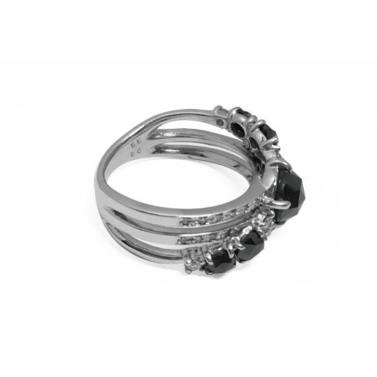 K18WG ブラックダイヤモンド 1.30ct 脇石ブラックダイヤモンド 0.95ct ダイヤモンド 0.26ct リング_画像3