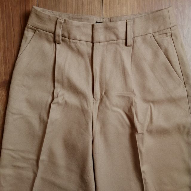 BOSCH Bosch wool center Press wide pants cropped pants short . height size 34 stretch beige made in Japan 