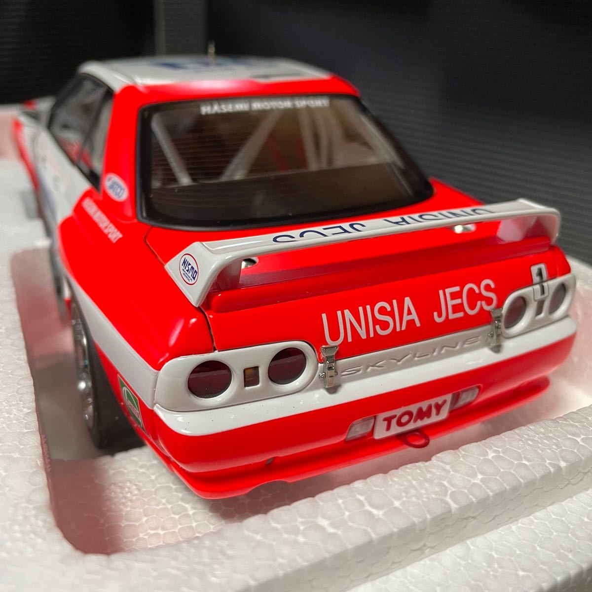 未展示品オートアート1/18スカイラインGT-R グループA( R32)-