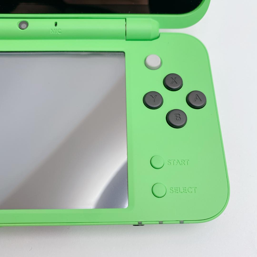 ブランド ニンテンドー2DS ニンテンドー 2DS LL ブラック/タの通販 by