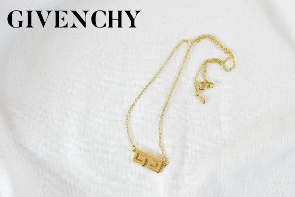 AW A1612 高級 GIVENCHY ジバンシー ゴールド チャーム レトロ vintage