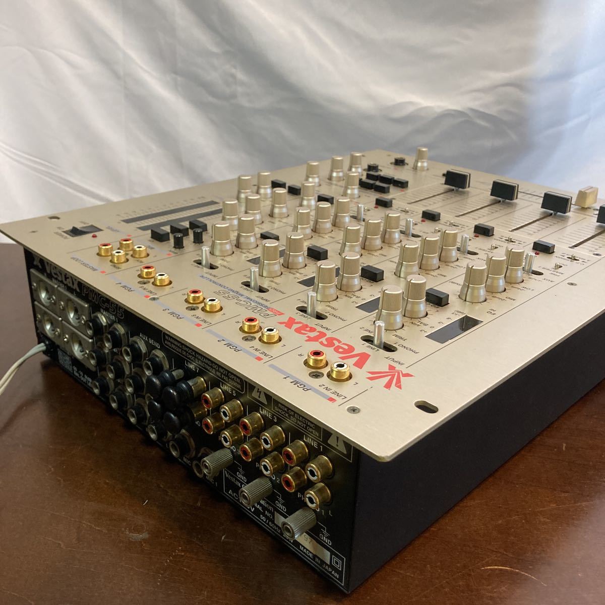 DJミキサー vestax PMC 55 テクノ ハウス ジェフミルズ ジャパン DJミキサー vestax PMC 55 テクノ ハウス ジェフミルズ ジャパン