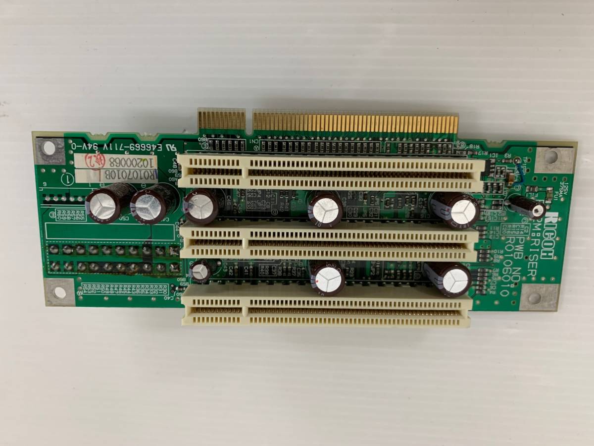 美品 (JT2303) RICOH【FB2M:RISER】基盤 中古ジャンク品 写真がすべて