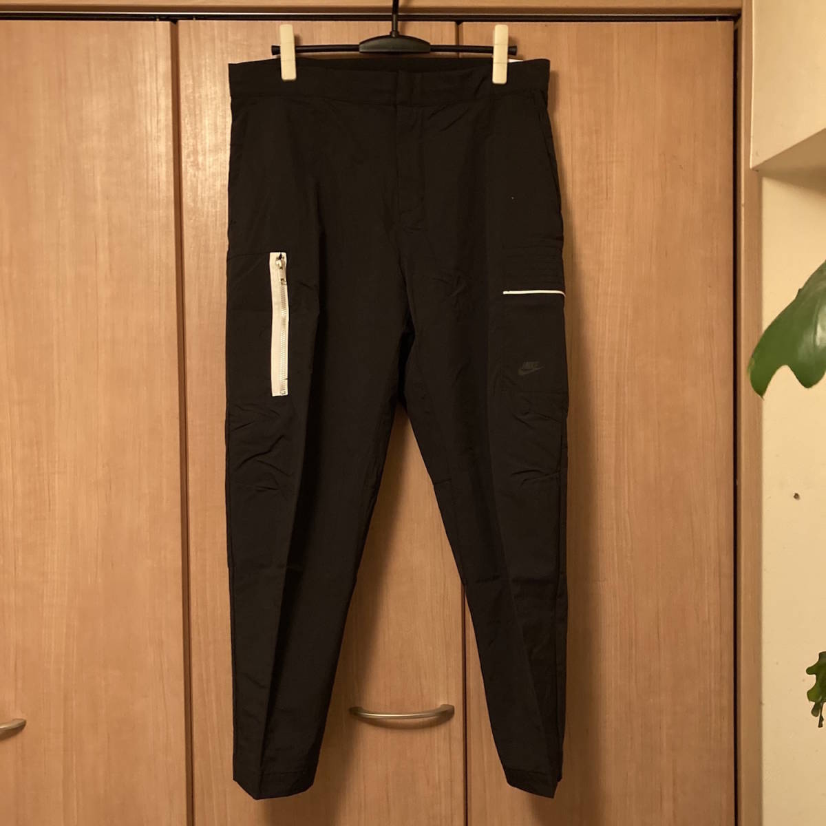 [新品] size 34 | NIKE | エッセンシャル ユーティリティ パンツ | ブラック/セイル/アイスシルバー | ナイロンパンツ トラックパンツ_画像3