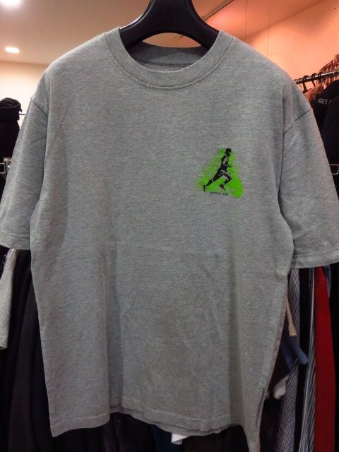 DSM購入 PALACE SKATEBORDS パレス RUNNING THING T-SHIRT プリント Tシャツ 灰 グレー GRAY M_画像1