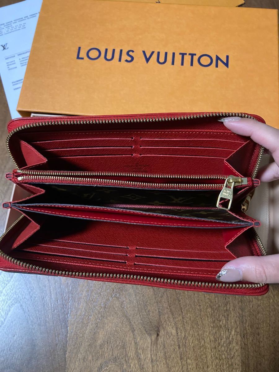 LOUIS VUITTON ルイヴィトン ジッピーウォレット レティーロ