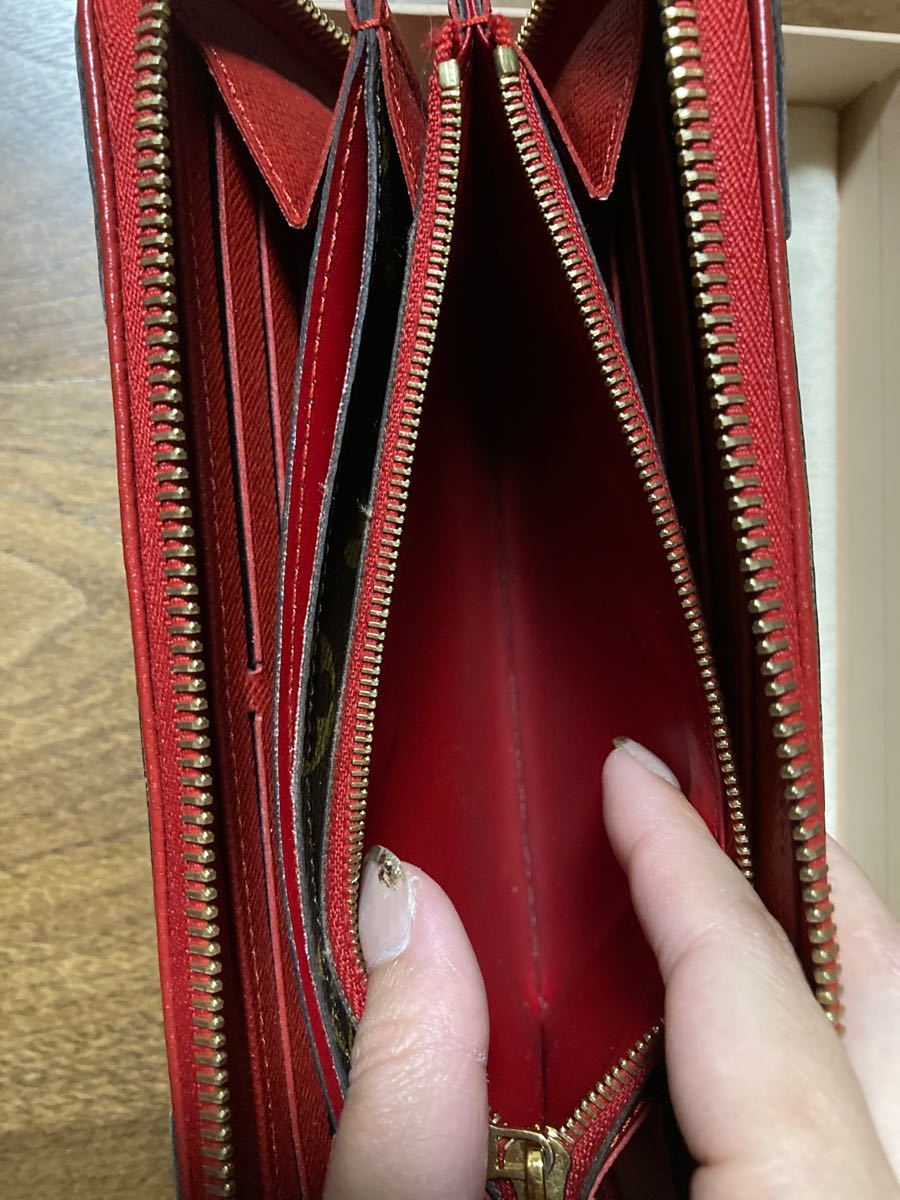 LOUIS VUITTON ルイヴィトン ジッピーウォレット レティーロ