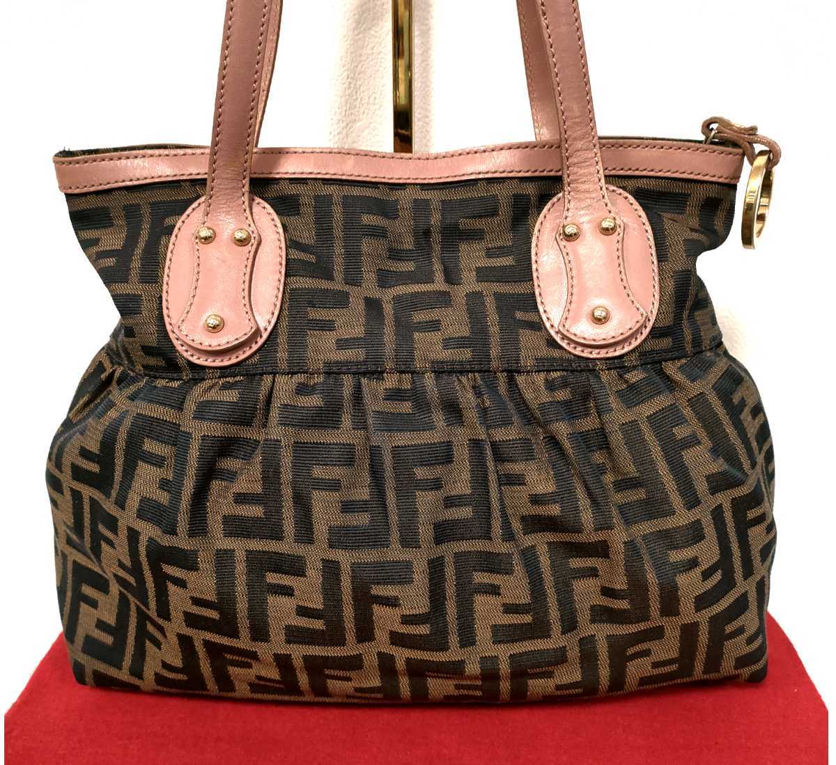 美品 最安値 FENDI ハンドバッグ トートバッグ ズッカ ピンク レザー