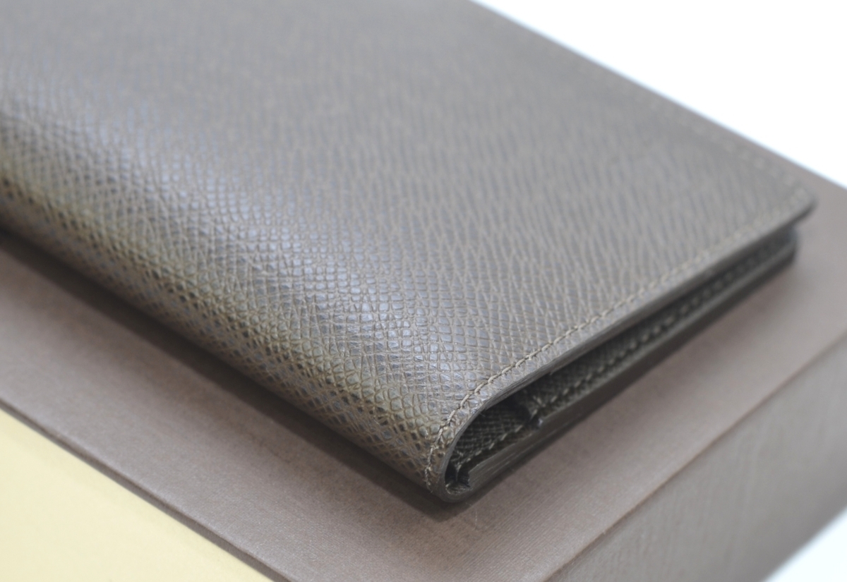 ∞ 新品未使用 ∞ ルイ・ヴィトン【LOUIS VUITTON】M32668 タイガ