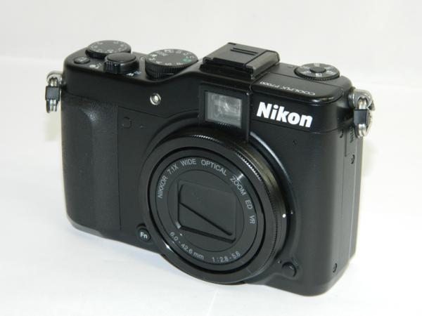動作品 Nikon ニコン デジタルカメラ COOLPIX P7000 10.1メガピクセル 光学7.0倍 ブラック 付属有り USED品  リサイクルマート半田店