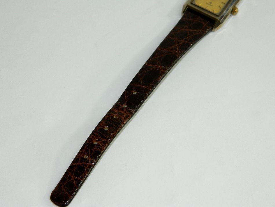 動作品 RADO DIASTAR レディース 腕時計 133.9505.3 2針 デイト 女性用 クォーツ SS ゴールド系 ラドー ダイヤスター 中古 USED品_画像8