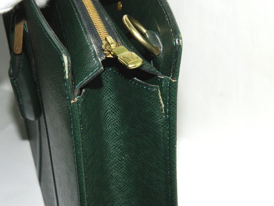 訳有 LOUIS VUITTON ポルトドキュマン ロザン M30054 タイガ エピセア
