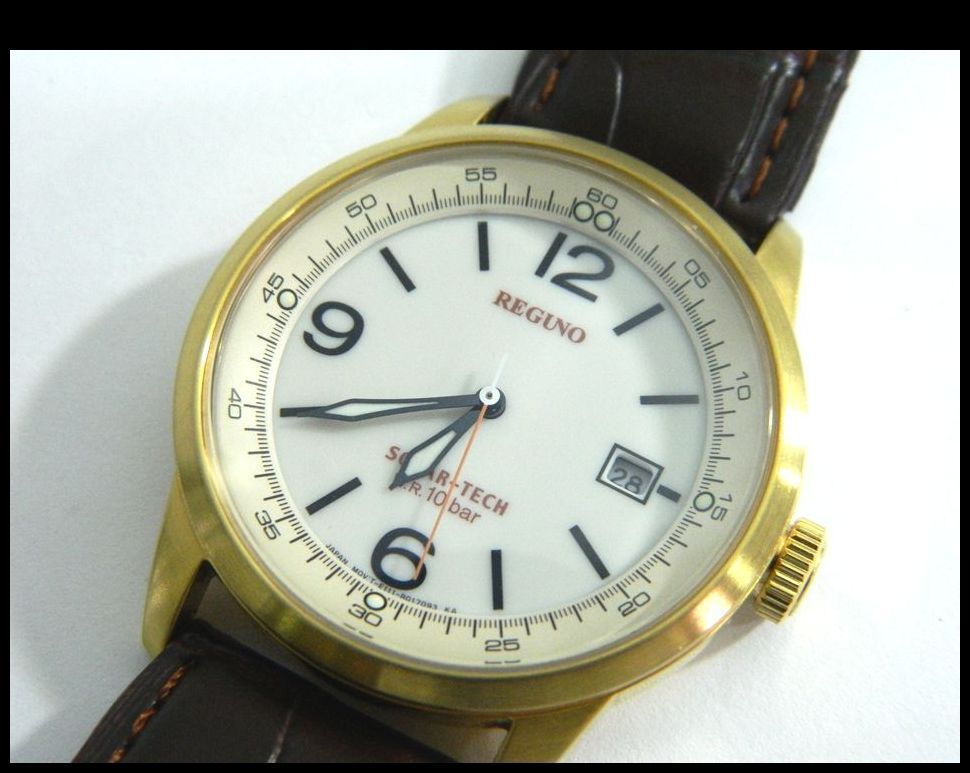 動作品 REGUNO ソーラーテック メンズ 腕時計 E111-R004433 3針 デイト ゴールド クリームベージュ SS 男性用時計 レグノ 中古 USED品