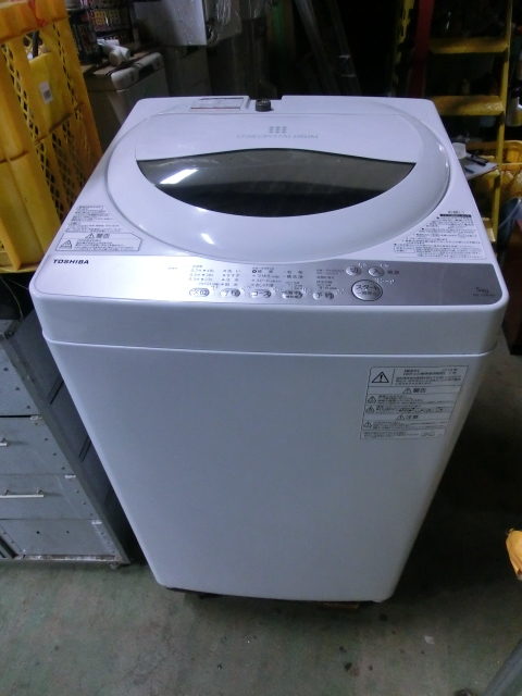 E245【送料無料】程度良好 東芝洗濯機 5.0KG 2019年製 AW-5G6