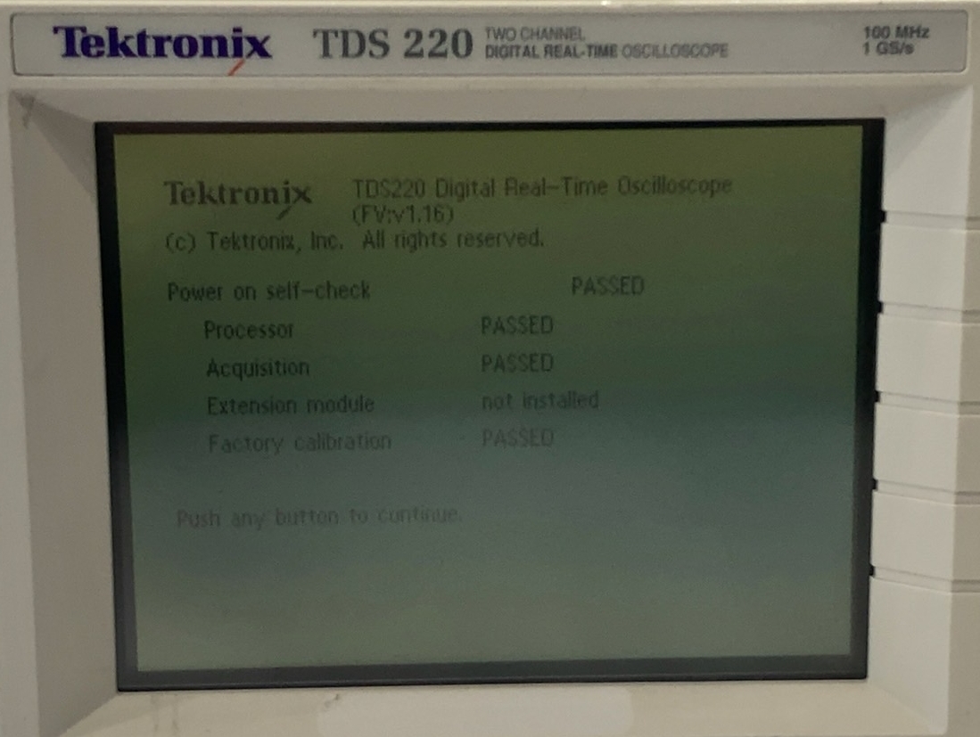 Tektronix TDS 220 テクトロニクス デジタルオシロスコープ ジャンク品_画像2
