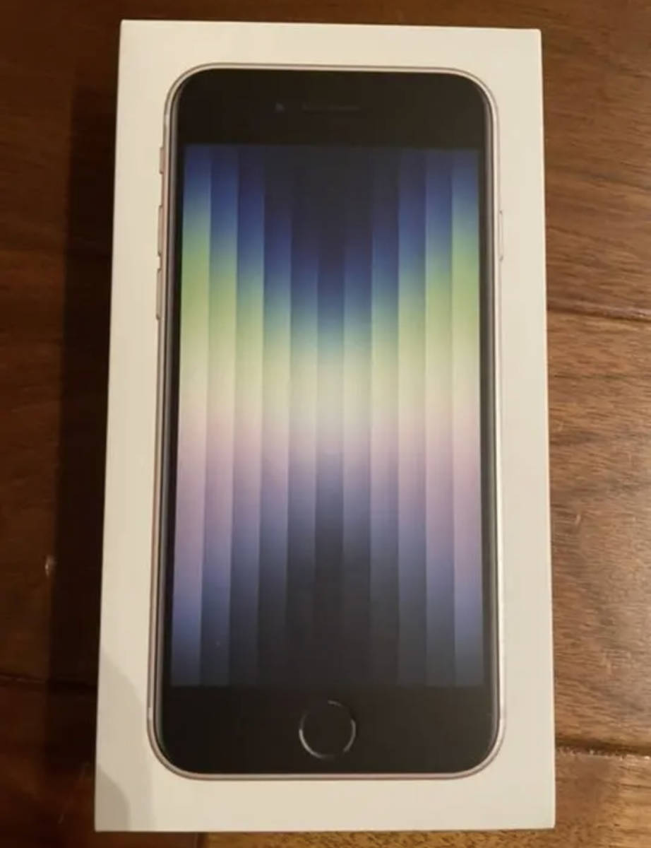 ヤフオク! - 新品未使用 iPhone SE 第3世代 128GB ホワイト S