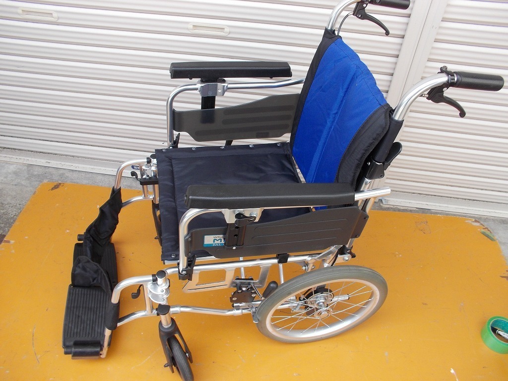 KS-22-0412-09 介助式車椅子(車いす) MIKI ミキ製 バル6/BAL-6 www