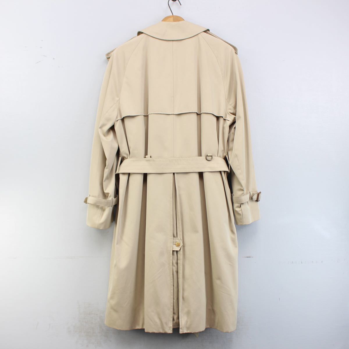 Aquascutum GABARDINE COTTON TRENCH COAT WITH WOOL LINER Aquascutum шерсть подкладка есть gyaba Gin хлопок тренчкот 