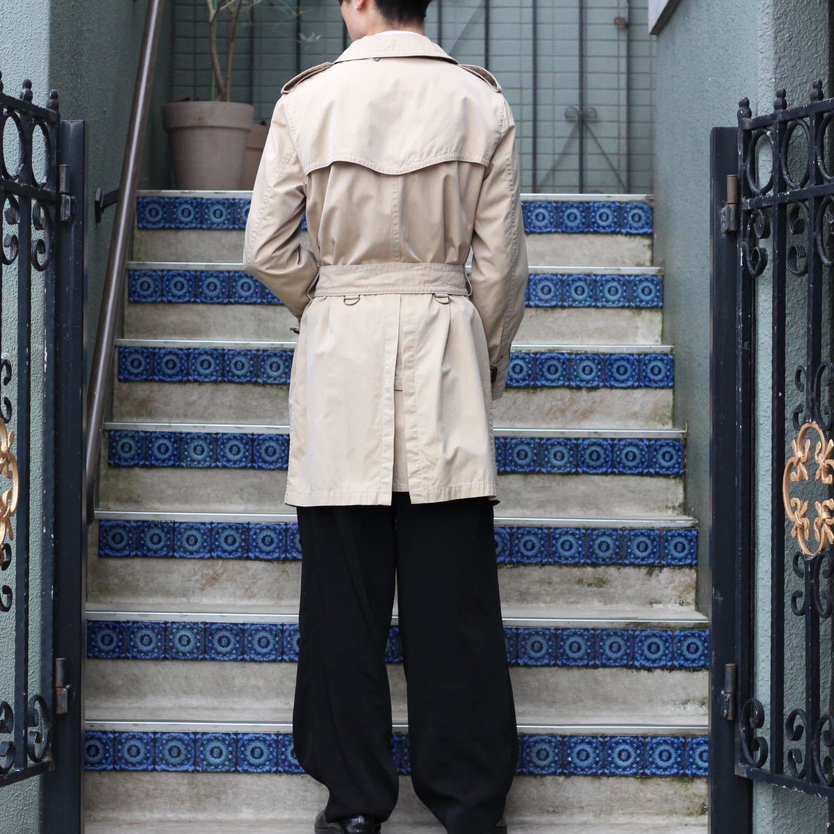 BURBERRY LONDON GABARDINE COTTON TRENCH COAT MADE IN JAPAN BURBERRY LONDON GABARDINE COTTON TRENCH COAT MADE IN JAPAN