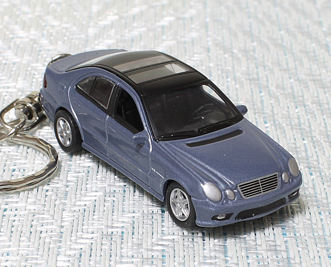 ★☆Mercedes-Benz☆メルセデス・ベンツ E55 AMG☆W211☆ミニカー☆キーホルダー・アクセサリー☆★_画像1