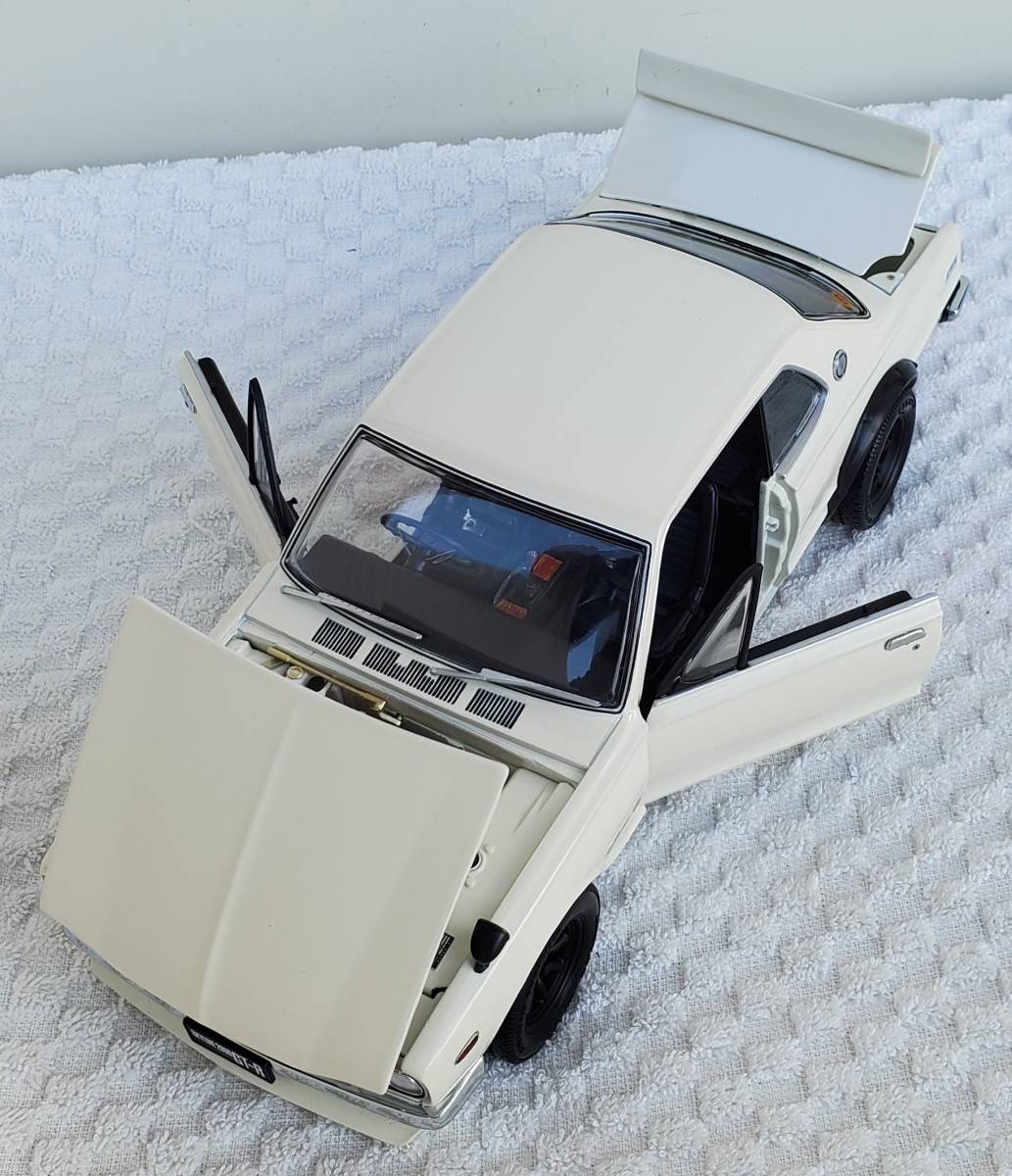 京商 1/18 ドア類開閉 日産 スカイライン ハコスカ GT-R ワタナベ