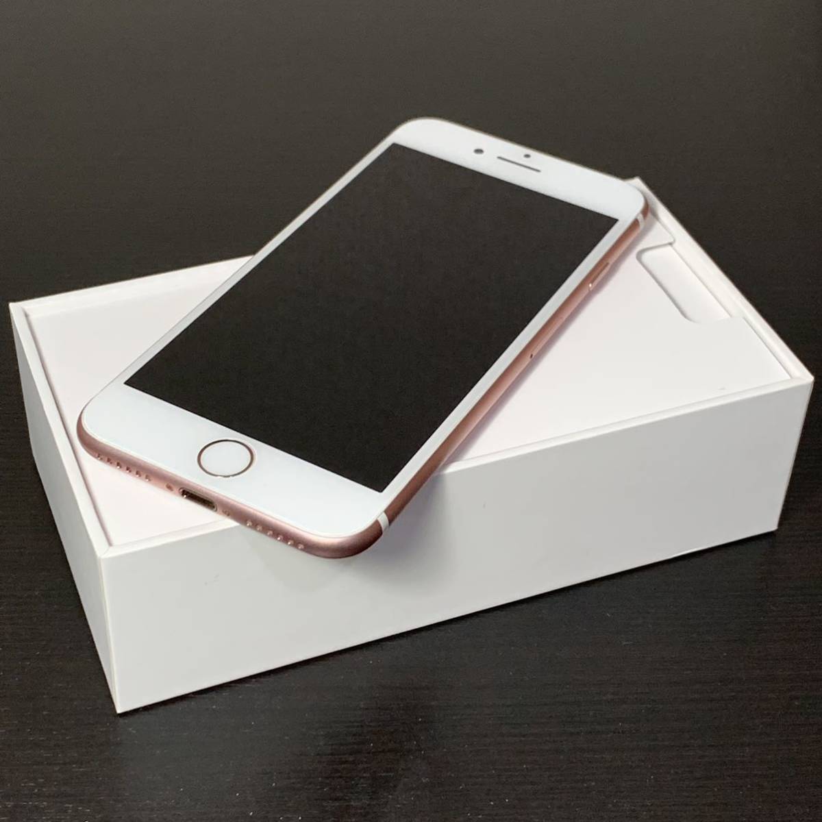 超美品 iPhone 7 32GB SIMフリー-
