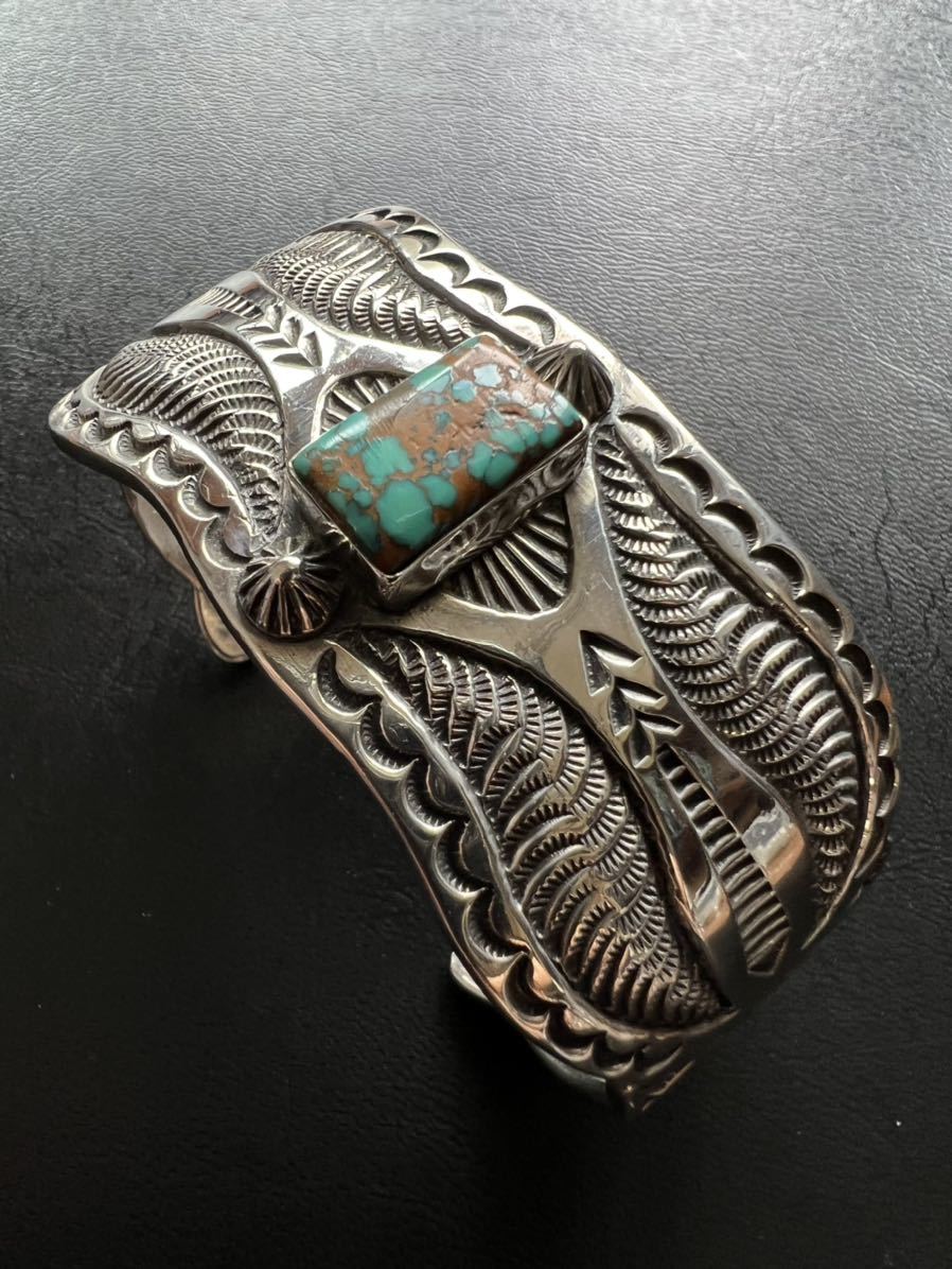 NAVAJO top artist [Harry H. Begay/ Harry *bigei]1980*s in goto turquoise bangle Navajo ho pi Indian jewelry 