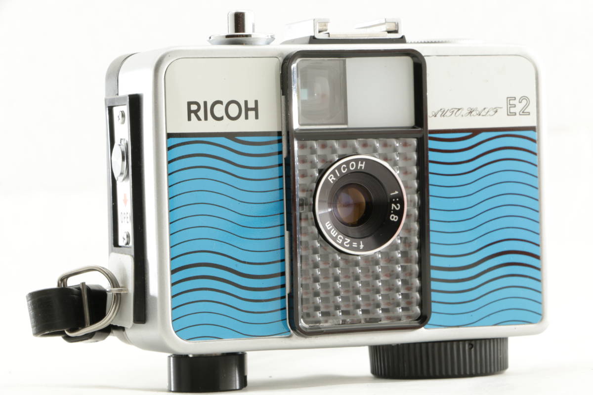22C188/ RICOH Auto Half E2 ブルー リコー ペンタックス オートハーフ ゼンマイ式 フィルムコンパクトカメラ  モルト張り替えずみ
