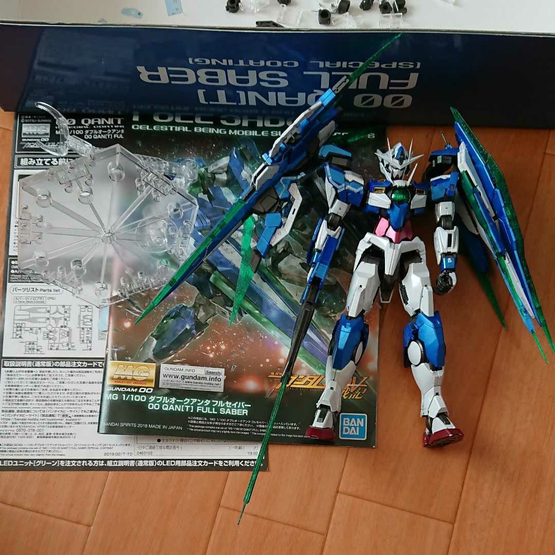 MG ダブルオークアンタフルセイバー スペシャルコーティング 組立済み