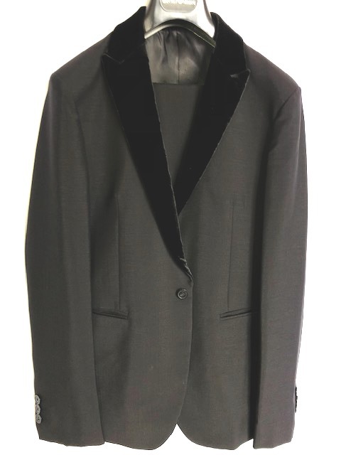 新品エンポリオ・アルマーニ(EMPORIO ARMANI) スーツ MAIN LINE サイズ