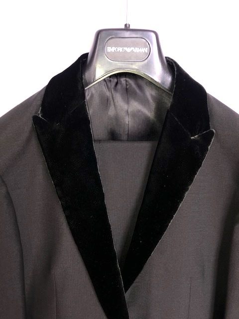 新品エンポリオ・アルマーニ(EMPORIO ARMANI) スーツ MAIN LINE サイズ