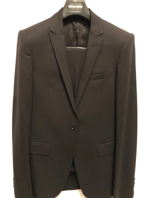 激安ブランド DAVID スーツ ARMANI) 新品エンポリオ・アルマーニ(EMPORIO LINE カラー；BLACK(黒）　様々な場面で着用可能です！ 54 サイズ; スーツ