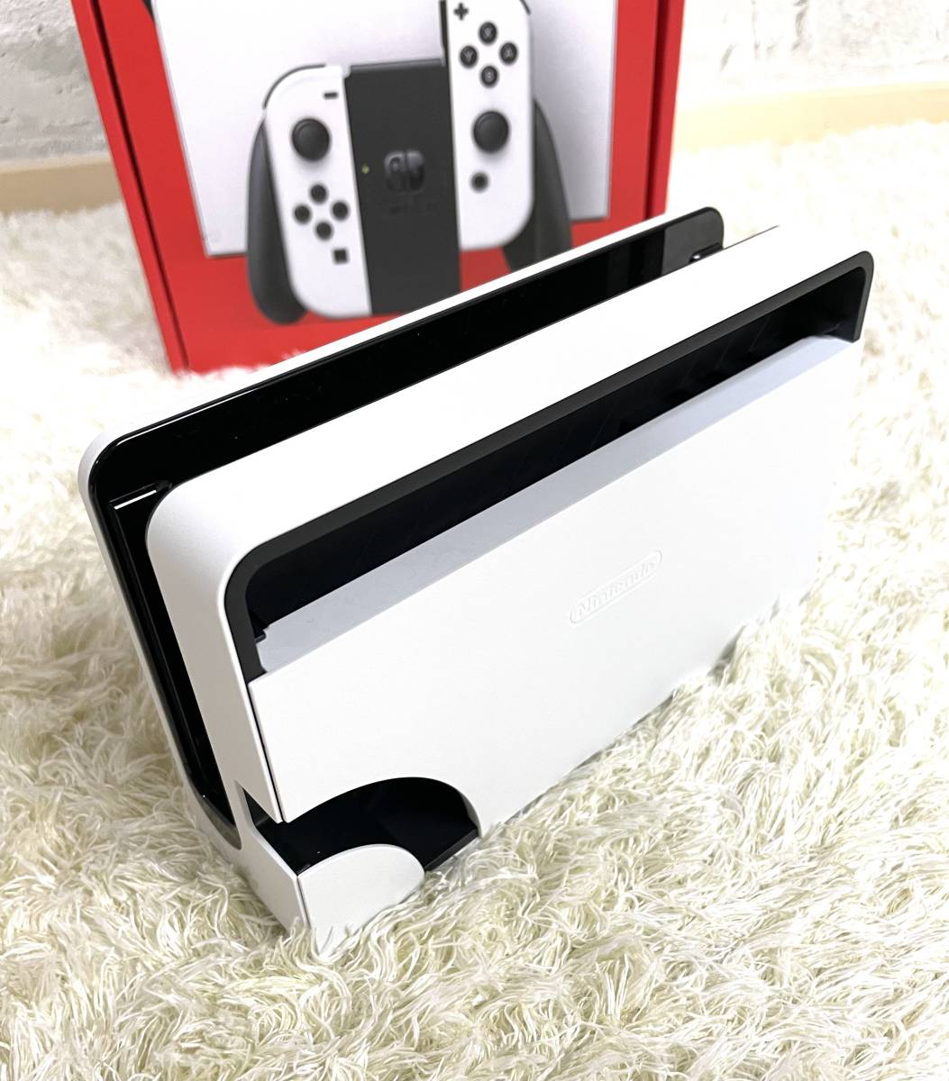 Switch本体有機EL ホワイト【美品】 - 文学/小説 Switch本体有機EL ホワイト【美品】 - 文学/小説