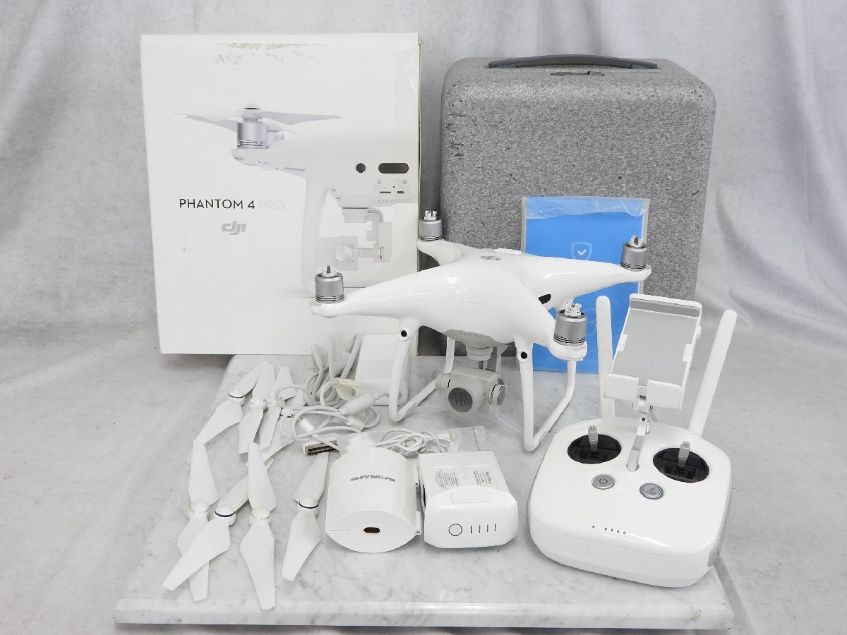 ☆ DJI Phantom 4 Pro ドローン 箱入り ☆現状品☆