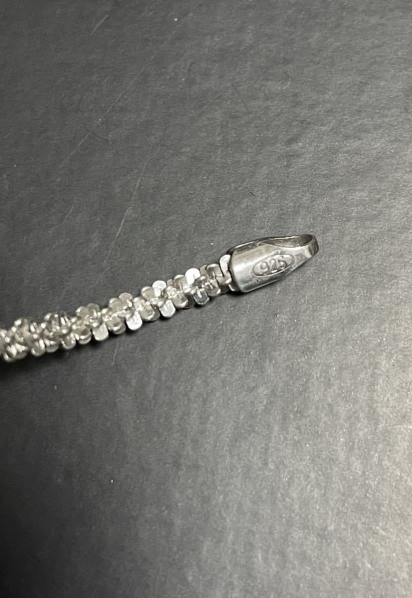 箱付き AVALANCHE シルバー925 ツイストネックレストップ 箱付き AVALANCHE シルバー925 ツイストネックレストップ