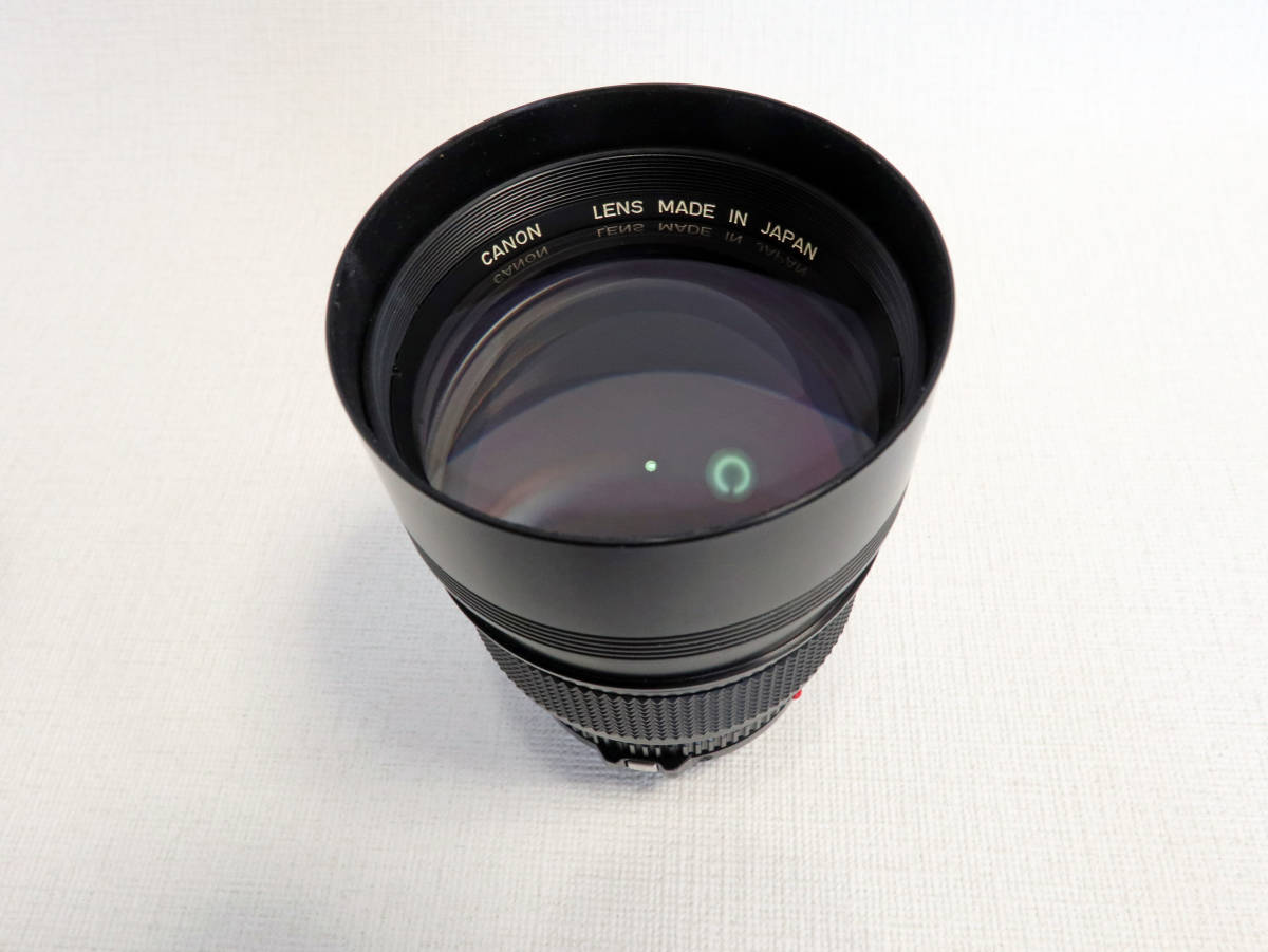 希少美品 銘玉 Canon New FD 135mm F2 大口径 望遠レンズ | monsterdog