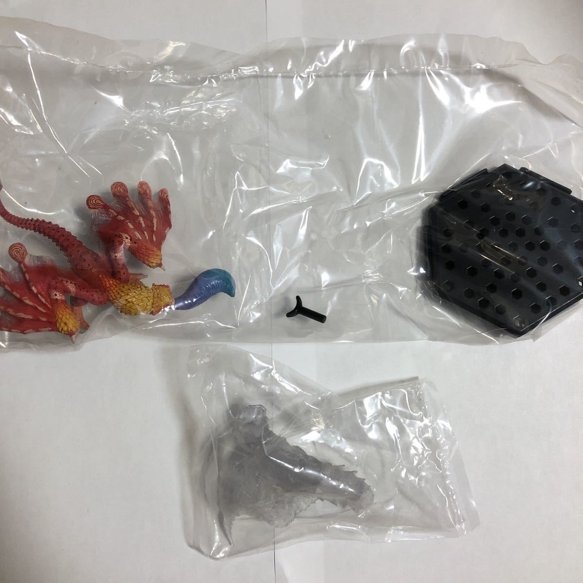 超話題新作 モンスターハンター プケプケ亜種 Plus Vol.16 ivv-jva.com