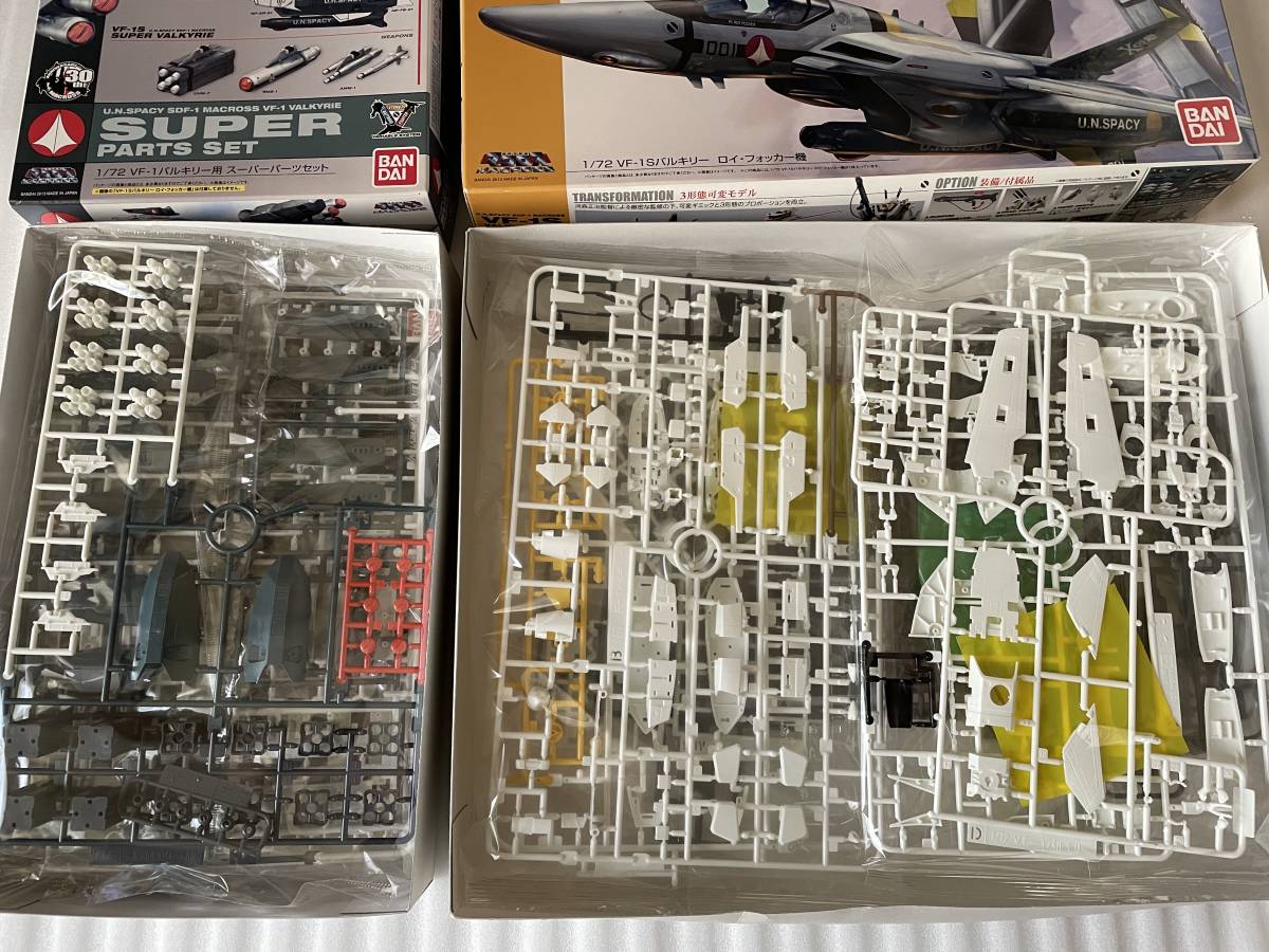 Yahoo!オークション - 未組立 バンダイ 1/72 三形態変形 VF-1S Yahoo!オークション - 未組立 バンダイ 1/72 三形態変形 VF-1S