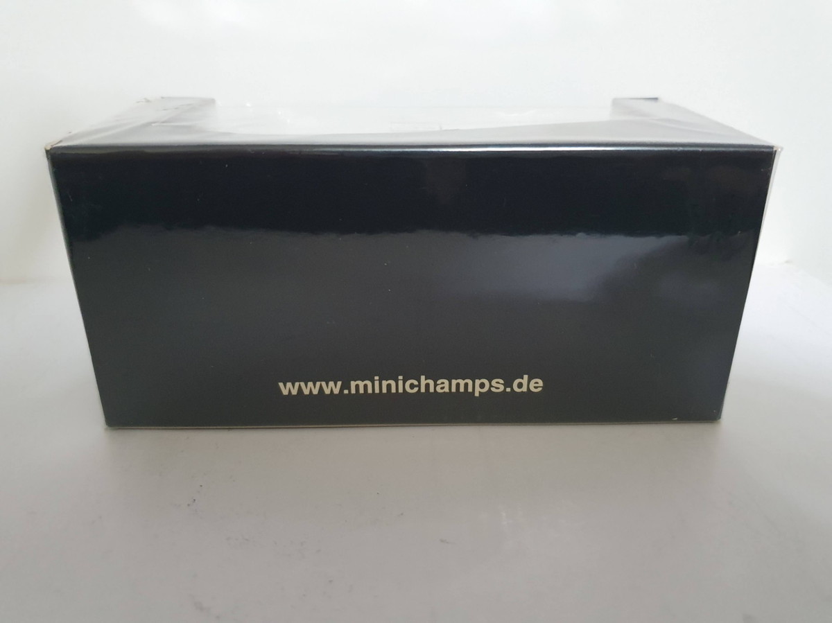 MINICHAMPS 1/43 Porsche 911 Turbo 2000 未使用品_画像5