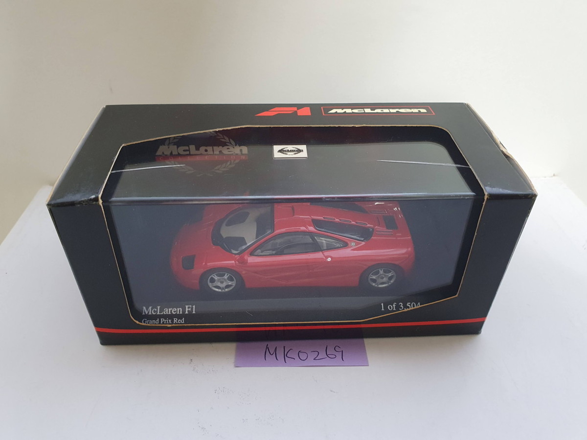 MINICHAMPS 1/43 McLaren F1 Red 未使用品_画像1