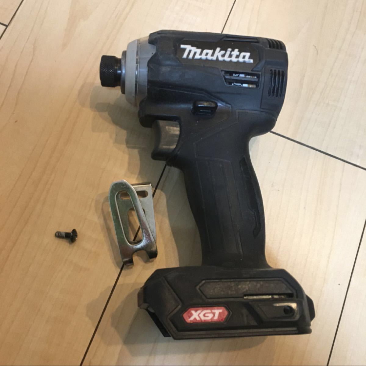 makita マキタ 充電式 インパクトドライバー　TD001 ブラック　40V