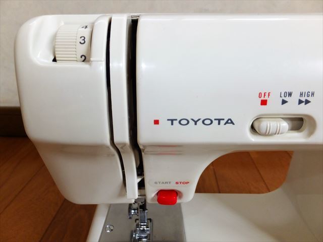 【送料無料】トヨタミシン EM931(コンパクト フリーアームミシン)