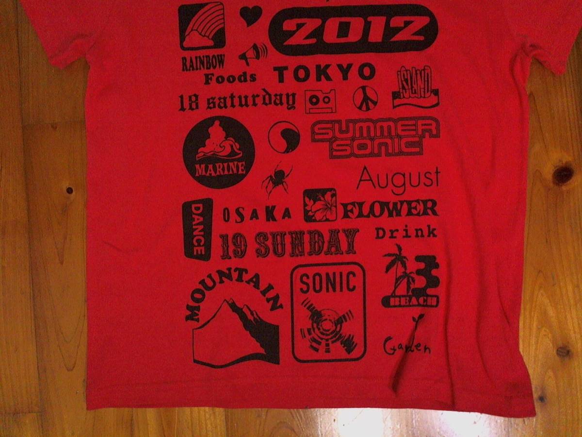 ☆美品☆サマーソニック2012【サマーソニック2012】両面プリント 半袖Ｔシャツ　コットンTシャツ Ｓ　赤　レッド_画像3