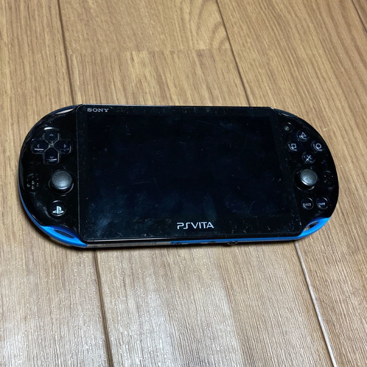 SONY PS Vita PCH-2000 本体 ジャンク、ソフト ワンピース海賊無双3、太鼓の達人Vバージョン、メモリーカード他