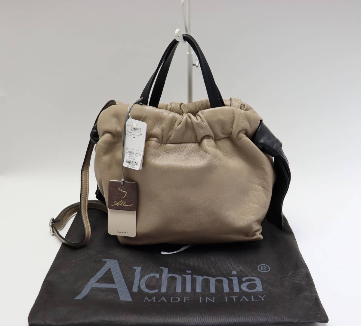 定価39,600円 新品 Alchimia アルキミア シープレザー 2WAY 巾着バッグトートバッグ イタリア製_画像1